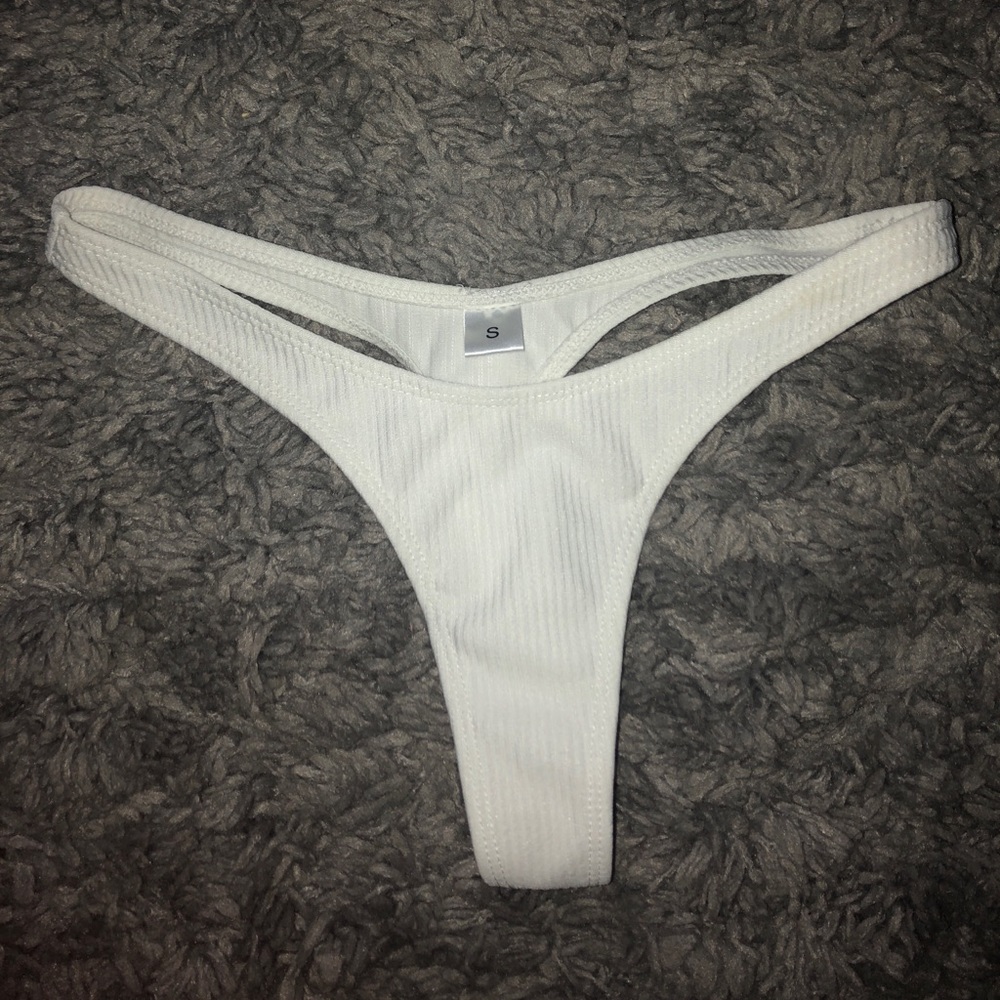 ZAFUL WHITE SWIM BOTTOMS